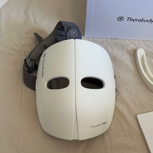 Therabody TheraFace Mask - Sleek White and Gray